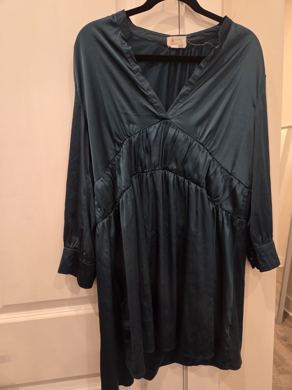 Deep Green Holiday Satin-like Mini Dress L